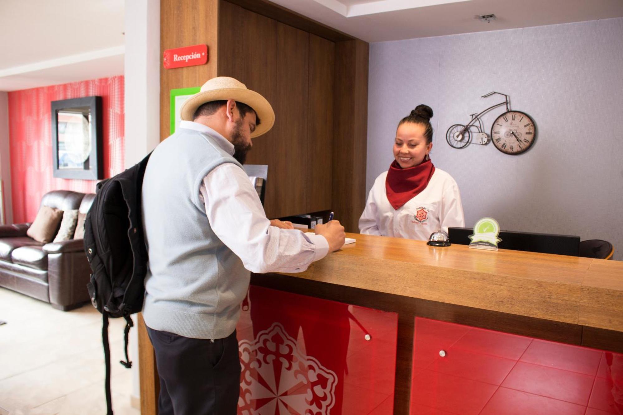Hotel Santiago De Compostella Suites Cuenca Extérieur photo